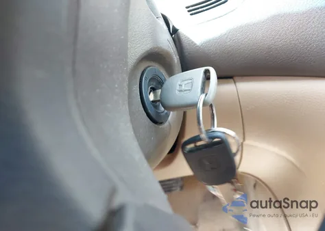 2005 Honda Accord 2.4 Lx z USA, uszkodzony, nr VIN 3HGCM564X5G700217